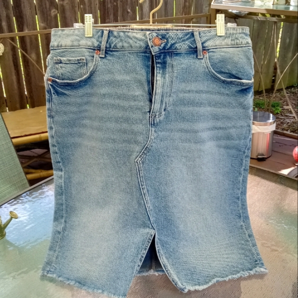 Maurices Light Blue Denim Midi Skirt